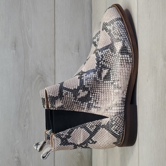 NEW Lucky Brand Womens Haylia Animal print Ankle boots shoes sz 9M - Picture 3 of 14